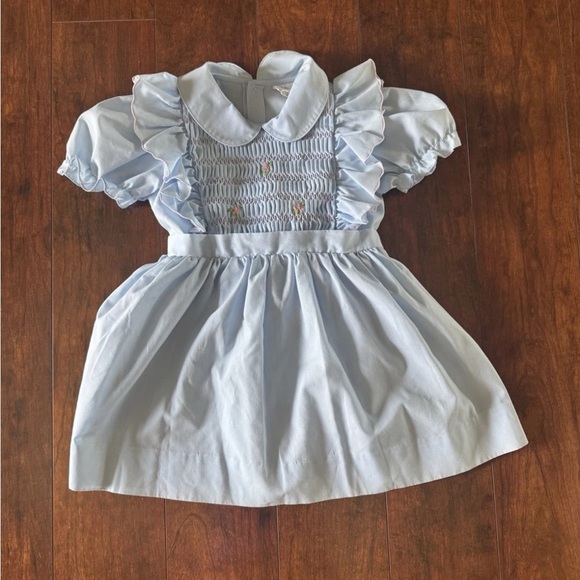 Vintage Winnie The Pooh Girls Smocked Dress Blue Size 4 - Picture 1 of 3